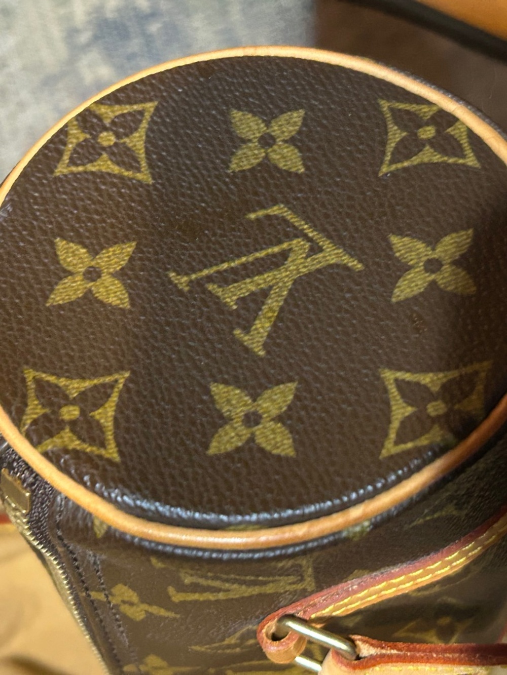 WHAAAAT? RARE NEAR PRISTINE Louis Vuitton Papillon 19 ๐ฆ - Picture 9 of 16